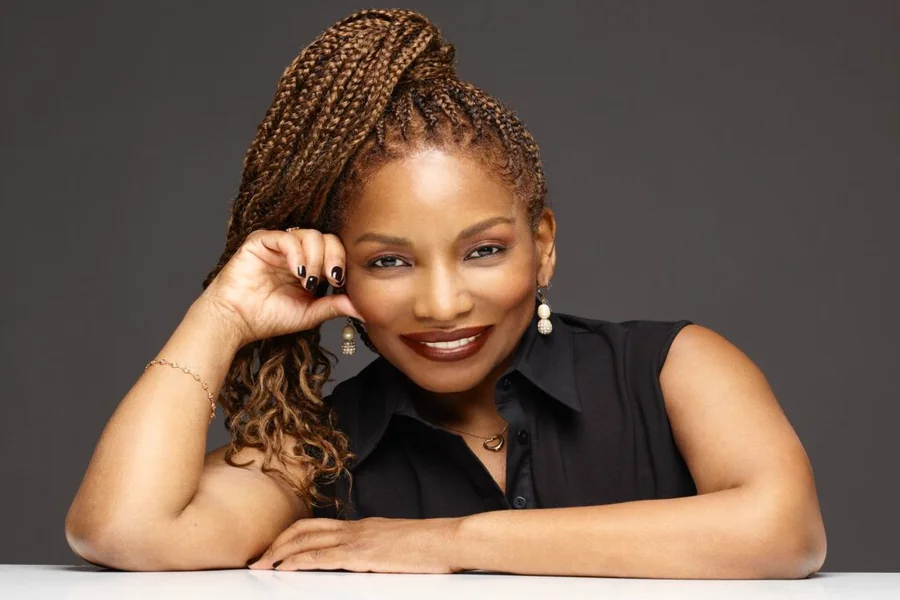 Stephanie Mills Net Worth